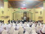 Pererat Silaturahmi, MTsN 5 Sijunjung dan SDN 2 Kamang Gelar Peringatan Maulid Nabi Bersama di Masjid Ubudiyah Kamang